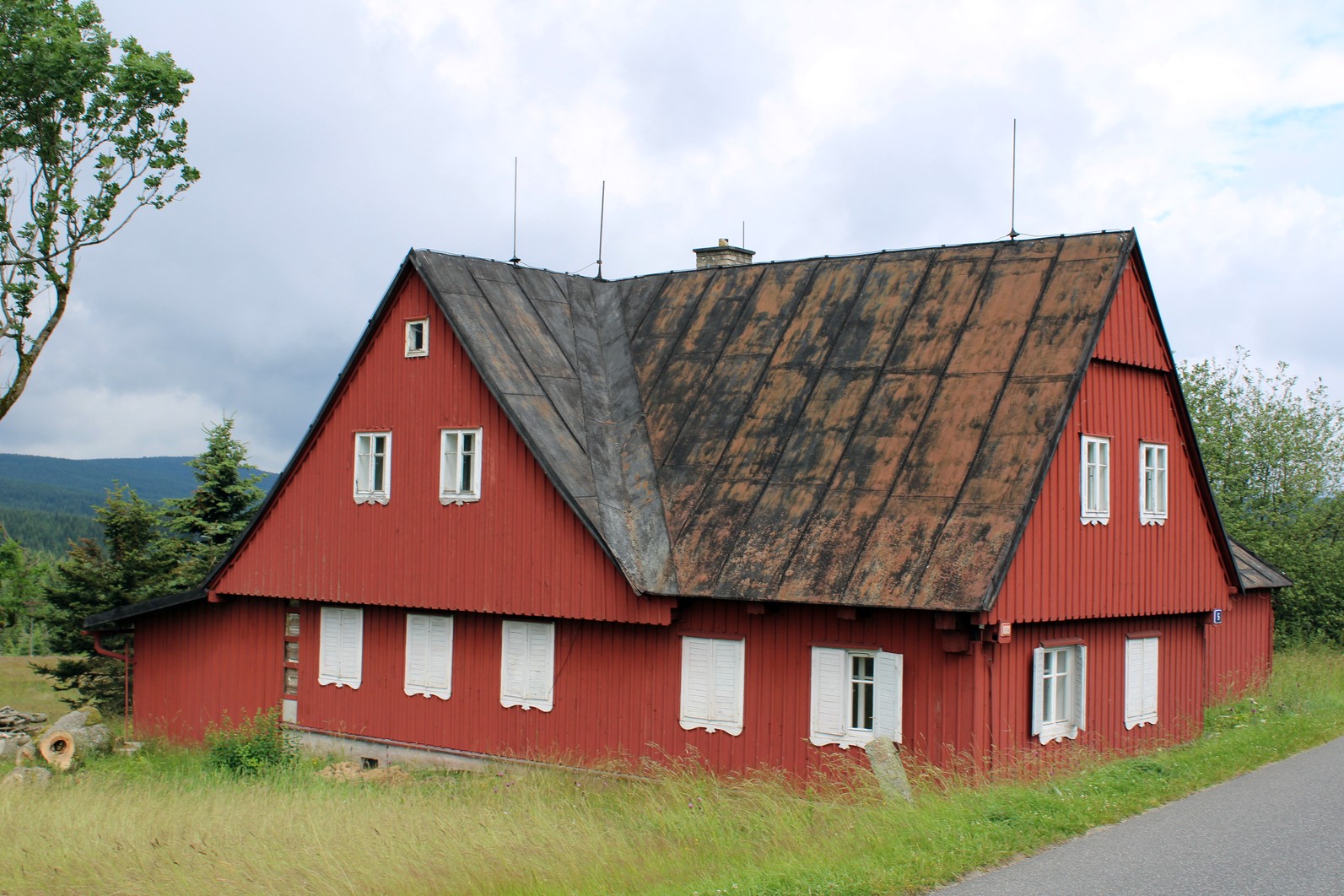 Stavebně-historický průzkum chalupy v osadě Jizerka v Kořenově, na dřívějším č. p. 5, nyní ev. č. 1000